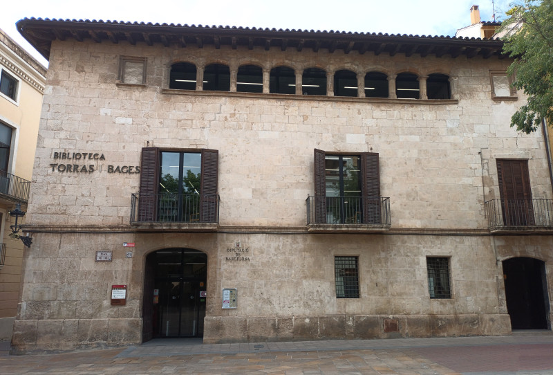 Img Biblioteca Cal Gomà — Torras i Bages