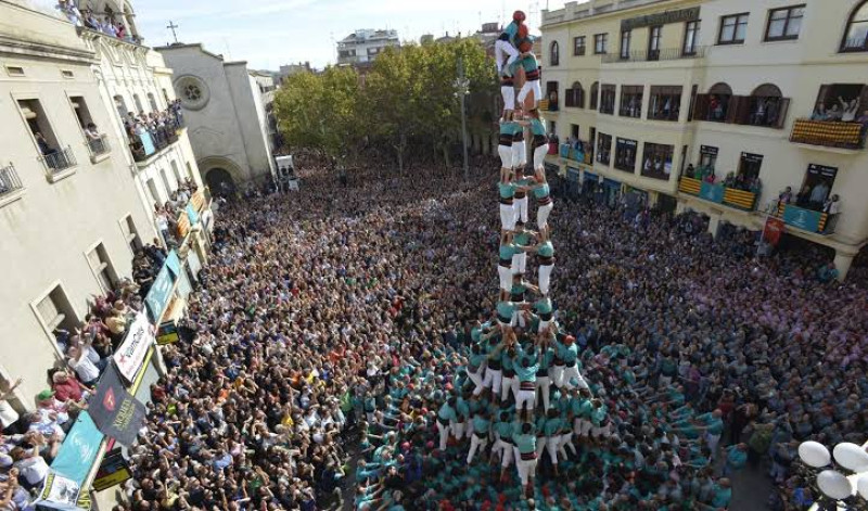 Diada de Tots Sants – Castellers de Vilafranca