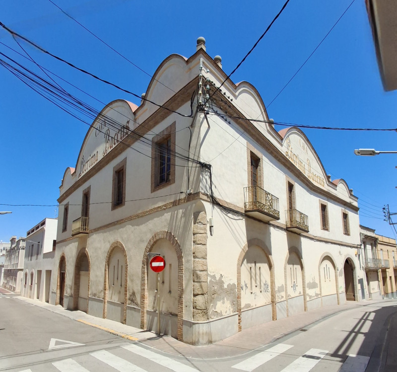 Img Antiguas bodegas y viviendas de Lavernoya