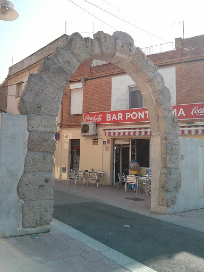 Portal do Ponente (Pont Romà)