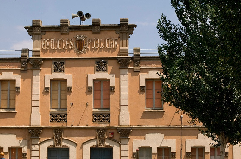 Former Public Schools (Ramon Bosch de Noya Library)