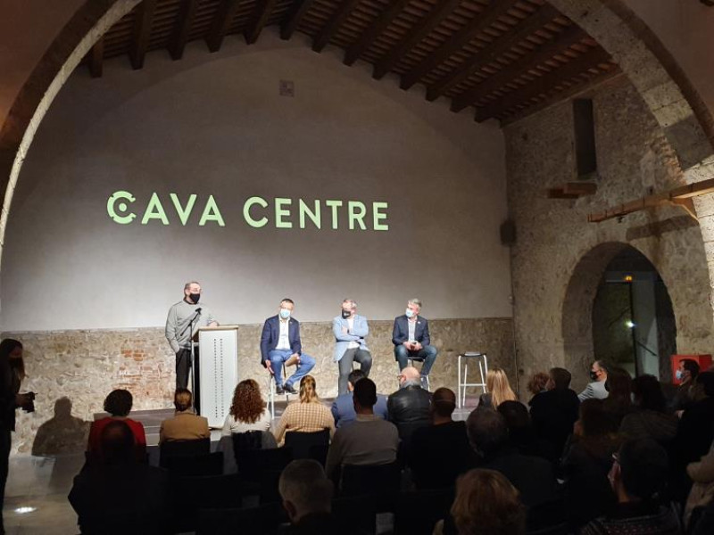 Cava Centre – Vinum Titillum