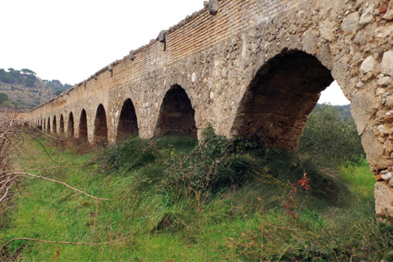 Img San Sadurní e San Pere de Riudebitlles sul Camí de la Serra